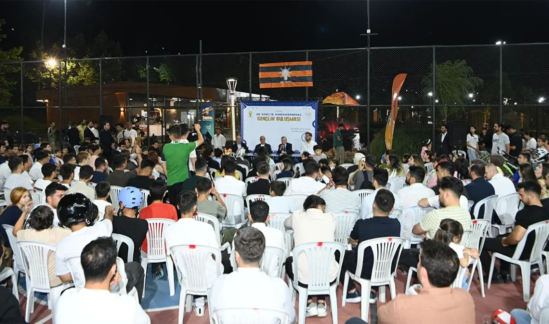 Programda konuşan Büyükşehir Belediye Başkanı Fırat Görgel, gençlerin hem Kahramanmaraş’ın
