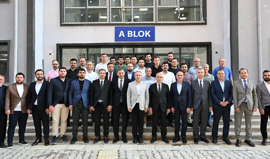 KSÜ’de Tamamlanan Yeni Öğrenci Yurtları Yerinde İncelendi Heyet, Avşar Yerleşkesinde tamamlanan 2 bin kişilik kız öğrenci yurdu