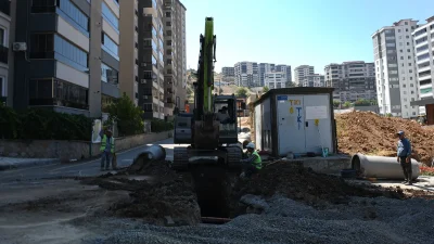 Yürüttüğümüz çalışmalar kapsamında ekonomik ömrünü tamamlayan altyapı hatlarını yenileyerek daha
