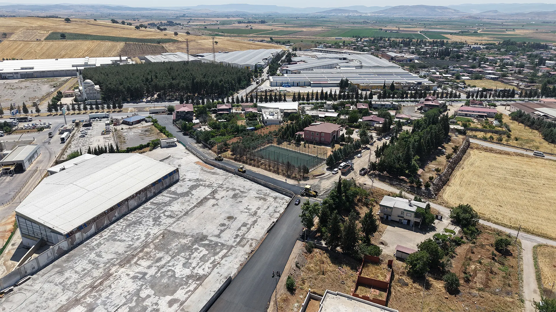 Türkoğlu Kılılı’ya 12 Milyonluk Asfalt Yatırım 1 turkoglu kililiya milyonluk asfalt yatirim
