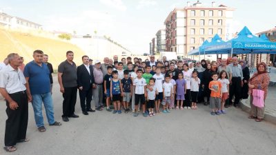 Toplantıya Belediye Başkanı Mehmet Akpınar’ın yanı sıra eşi Fatma Akpınar,