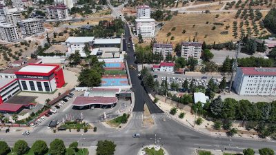 Kahramanmaraş Büyükşehir Belediyesi, şehir genelinde ulaşım altyapısını güçlendirmek, mevcut güzergâhlardaki