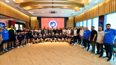 Kulüp Başkanı Ahmet Gülpak ve yönetim kurulu üyelerinin de hazır
