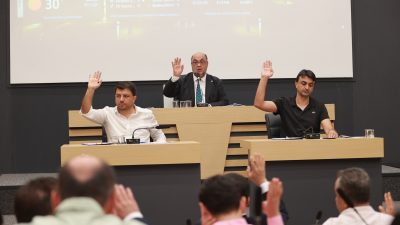 Toplantının önemli gündem başlıkları arasında, Kahramanmaraş-Çağlayancerit yolu güneyinde kalan ve