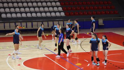 Kahramanmaraş Büyükşehir Belediyespor’un kadın voleybol altyapısında yetişen Zeynep Su Demir,
