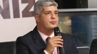 Konuşmasına basın mensuplarına teşekkür ederek başlayan İl Başkanı Muhammet Aydoğar,