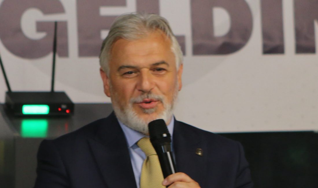 Terörle mücadele konusunda değerlendirmelerde bulunan Altınöz, Kandil'de gerçekleştirilen silah bırakma