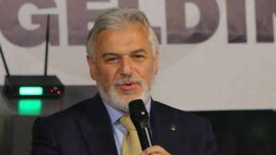 Terörle mücadele konusunda değerlendirmelerde bulunan Altınöz, Kandil'de gerçekleştirilen silah bırakma