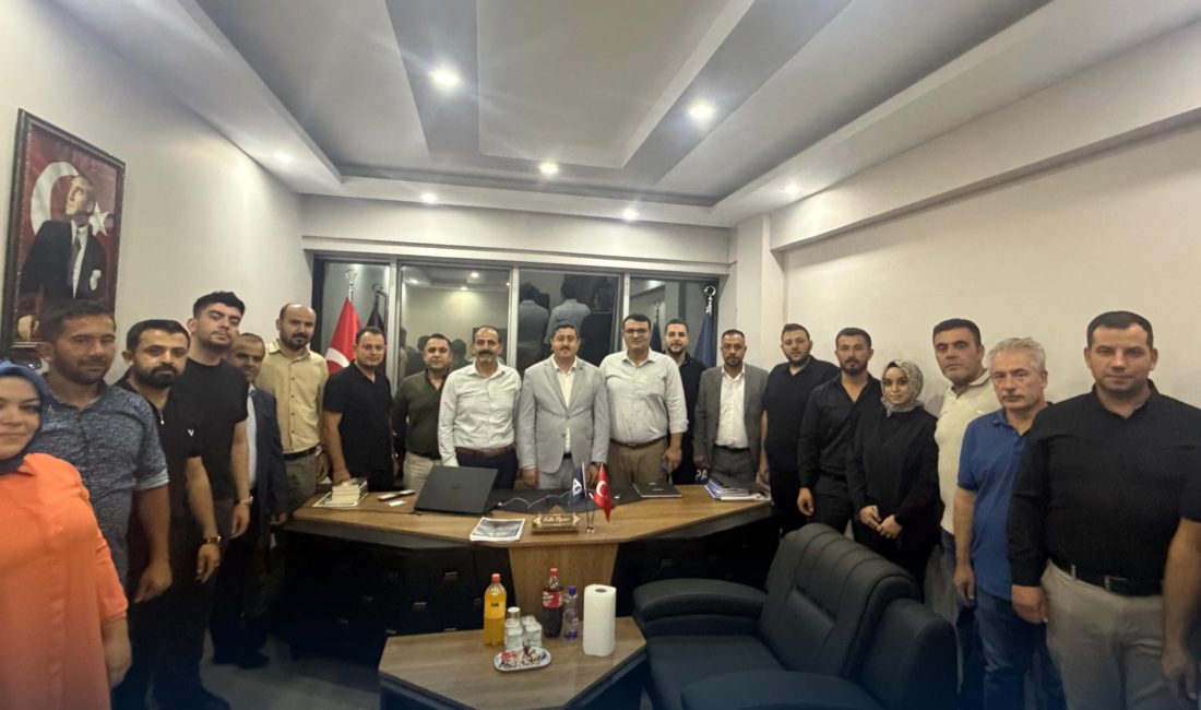 Anahtar Parti’de Kuzey İlçeleri Buluşması: “Birlikte Güçlüyüz Heyet, Elbistan’da İlçe Başkanı Fatih Özcan, Afşin’de İlçe Teşkilat Başkanı