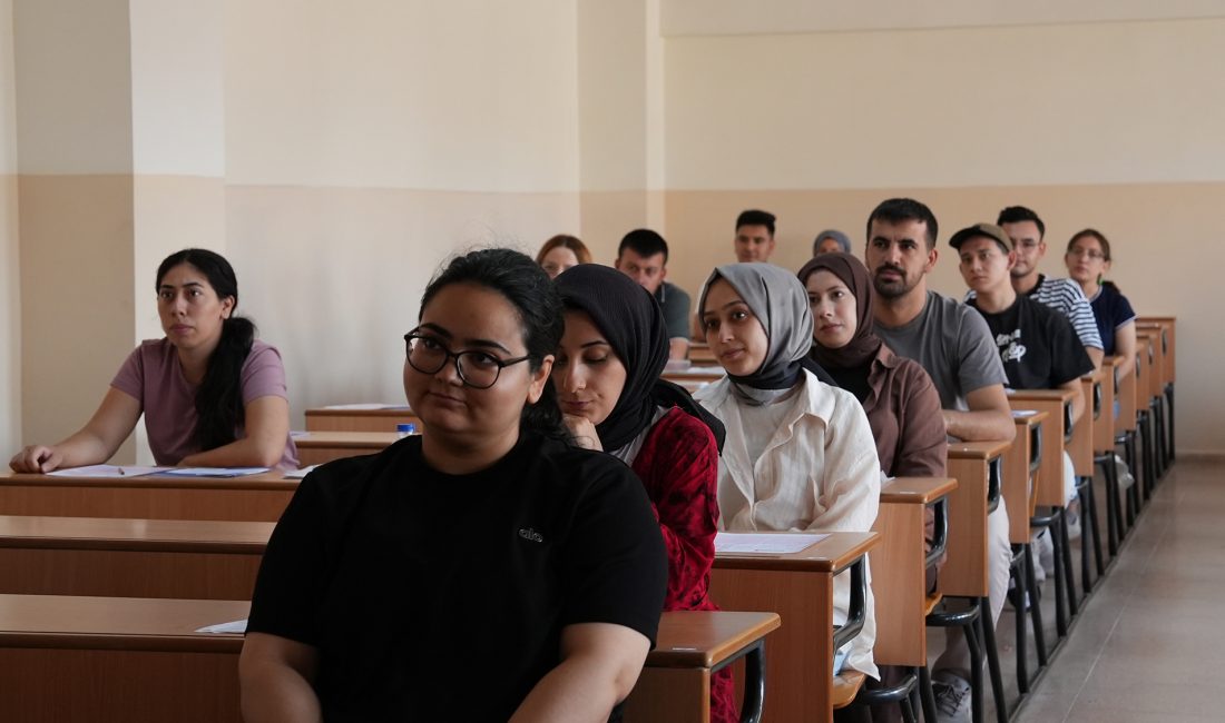 6 Bin Adaya KPSS Öncesi Gerçek Sınav Provası Kahramanmaraş Büyükşehir Belediyesi, genç dostu Başkan Fırat Görgel öncülüğünde gençlerin