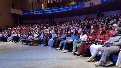 Kampın üçüncü gününde KPSS adayları, sosyal medya üzerinden gerçekleştirdiği ders