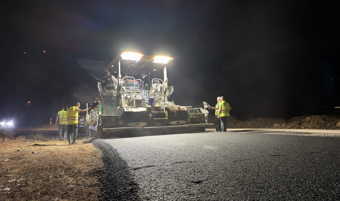 Dulkadiroğlu ve Onikişubat’ın Sınır Mahallelerinin Şehir Merkeziyle Bağlantısı Güçleniyor Yol Yapım, Bakım ve Onarım Dairesi Başkanlığı ekipleri; şehir merkezinin