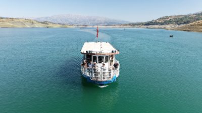 Kahramanmaraş Büyükşehir Belediyesi, tekne sahiplerini ilgilendiren önemli bir uyarıda bulunarak,
