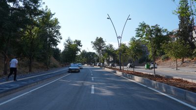 Kahramanmaraş Büyükşehir Belediyesi, şehir genelinde ulaşım altyapısını güçlendirmek ve vatandaşlara