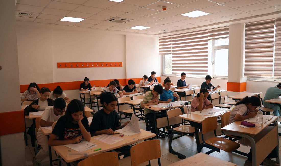 Başkan Görgel Sözünü Verdi; Maraton Başladı Pusula Maraş çatısı altında bugüne kadar gençlerin akademik başarılarının yanı