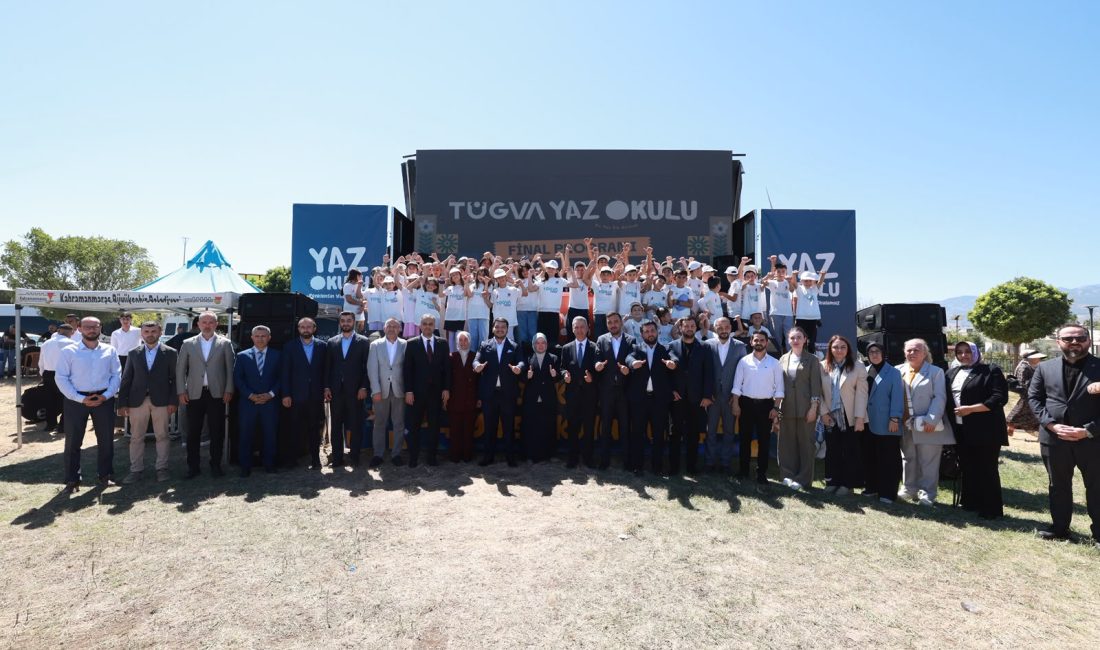 TÜGVA Yaz Okulları, kapanış programı ile sona erdi 3 binden fazla öğrencinin katılım sağladığı programda gençler, yaz boyunca