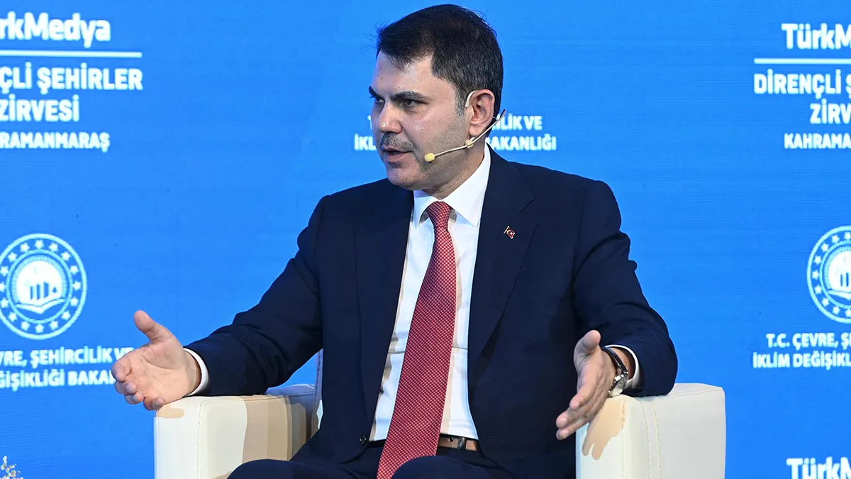 bakan kurum kahramanmaras bugun dunyaya ornek bir yeniden insa basarisi sergiliyor