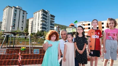 Onikişubat Belediyesi, ilçenin farklı mahallelerinde sürdürdüğü park ve çevre düzenleme