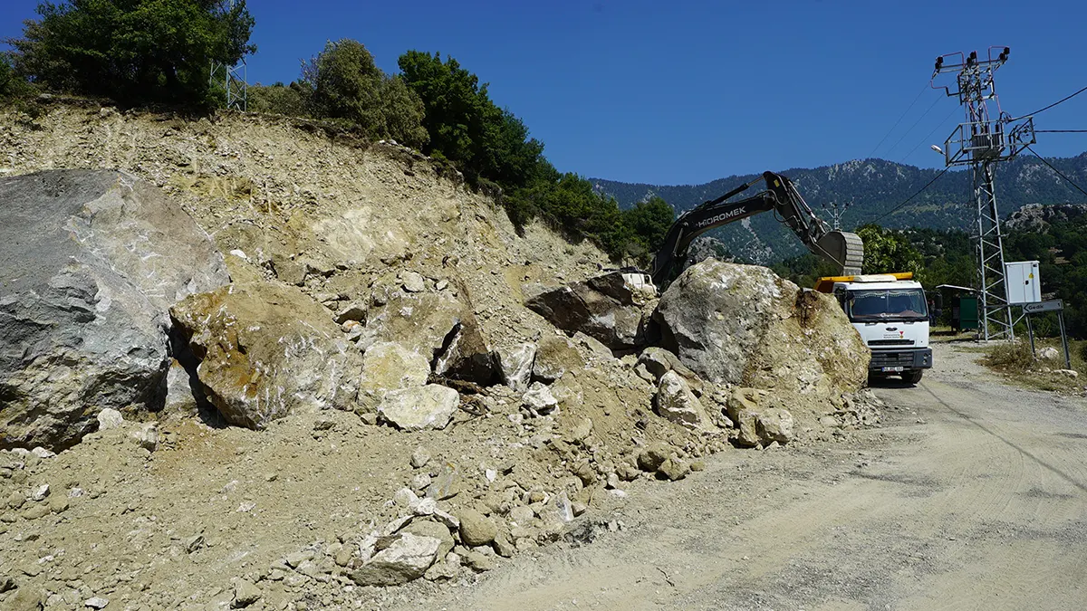 buyuksehirden andirin kirsalinda modern ulasim hamlesi