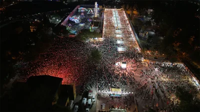 Fuarın ilk gününde özellikle gençlerin ve çocukların yoğun ilgisi dikkat