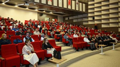 Sağlık Uygulama ve Araştırma Hastanesi (SUAH) Konferans Salonunda gerçekleştirilen etkinliğe