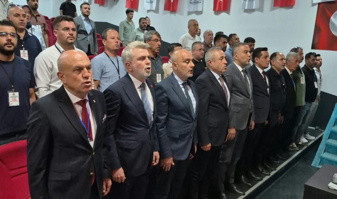 Muhammet Murat Akkurt Gençlik Merkezi’nde gerçekleştirilen genel kurula; AK Parti
