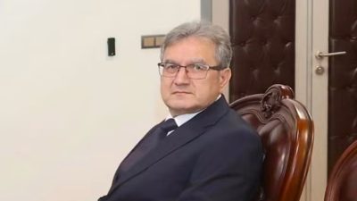 Gerçekleştirilen ziyarette Vali Ünlüer, Yanardağ’a yeni görevinin hayırlı olması temennisinde