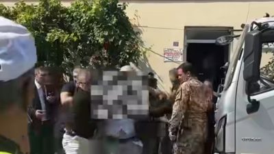 Gelişmeler üzerine olay yerine Özel Harekât polisleri sevk edildi. Ekiplerin