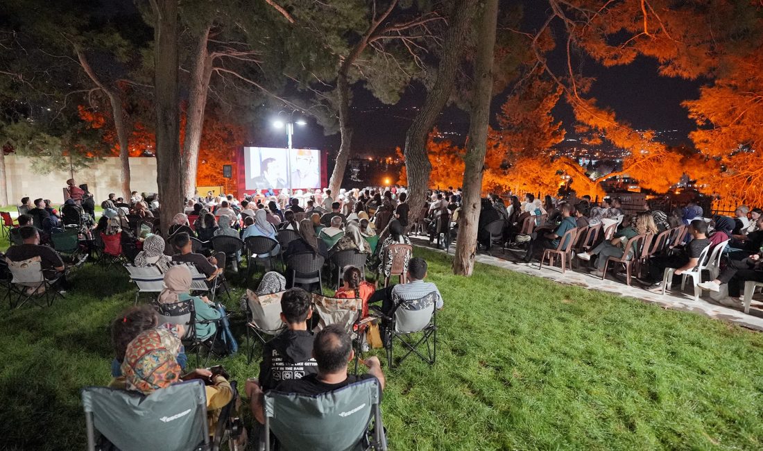 Kahramanmaraş Büyükşehir Belediyesi, geçmişte vatandaşların yoğun ilgi gösterdiği Kale Sineması