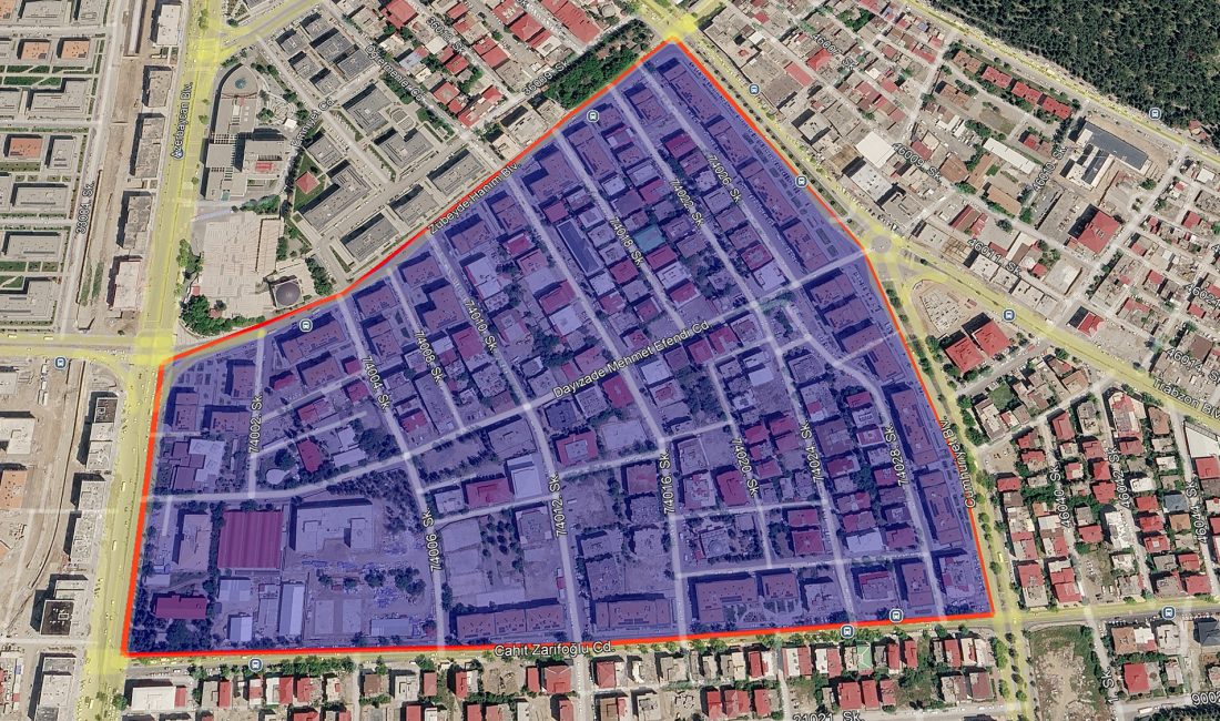 Büyükşehir’den Dulkadiroğlu Yenişehir Mahallesi’nde Dev Dönüşüm Kahramanmaraş Büyükşehir Belediyesi, şehir genelinde ulaşım yatırımlarını aralıksız sürdürüyor. Yol
