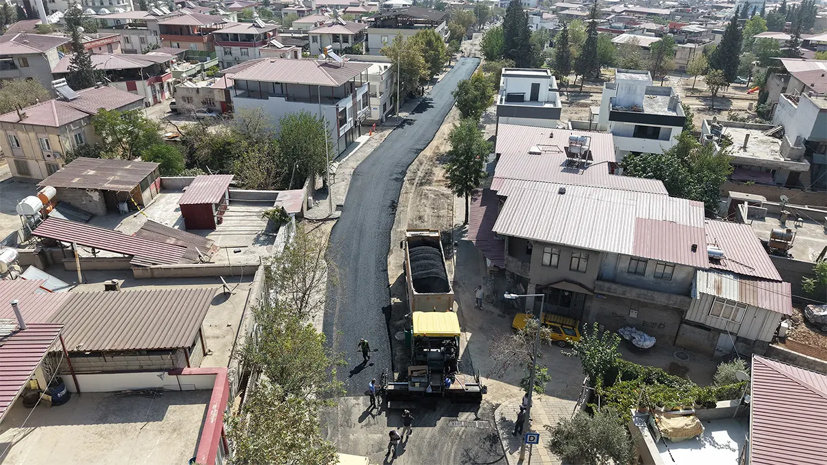Büyükşehir, Dulkadiroğlu Alpaslan Caddesi’nde Kapsamlı Dönüşümü Sürdürüyor 1 buyuksehir dulkadiroglu alpaslan caddesinde kapsamli donusumu surduruyor