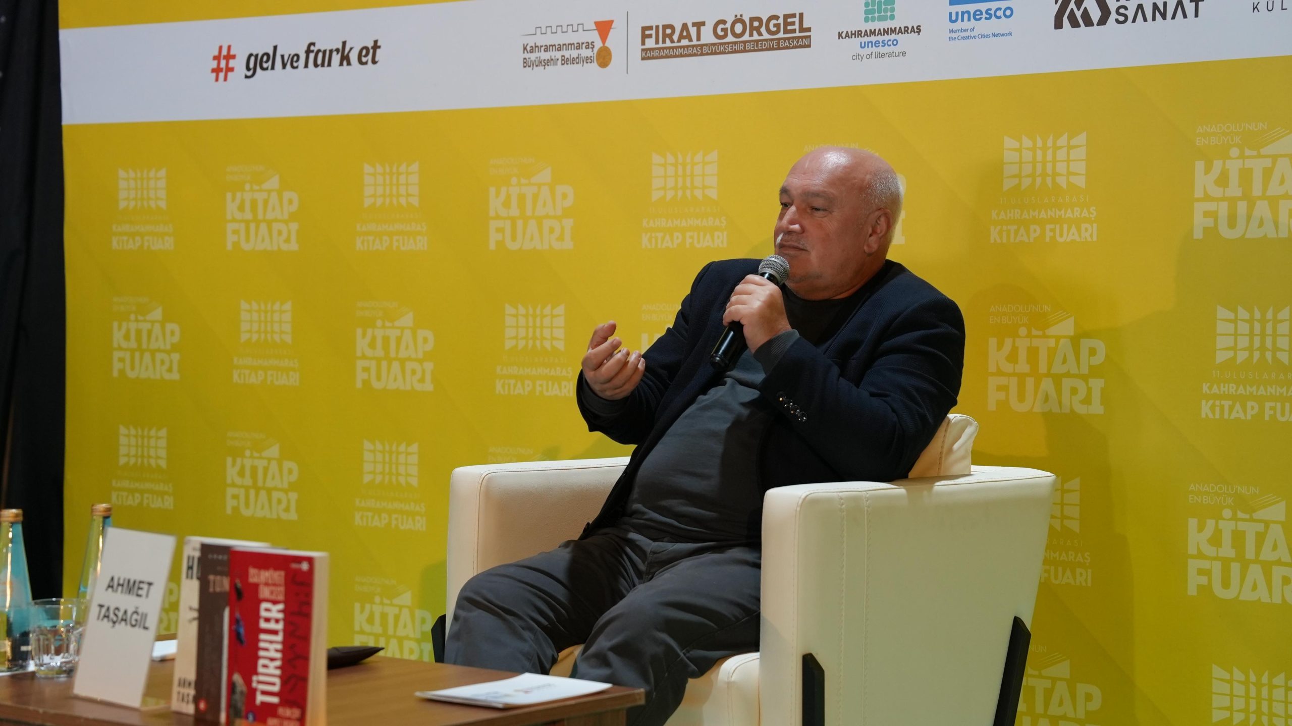 Büyükşehir’in Kitap Fuarında Ahmet Taşağıl ile Eski Türk Tarihine Yolculuk 1 Ahmet Taşağil Söyleşisi