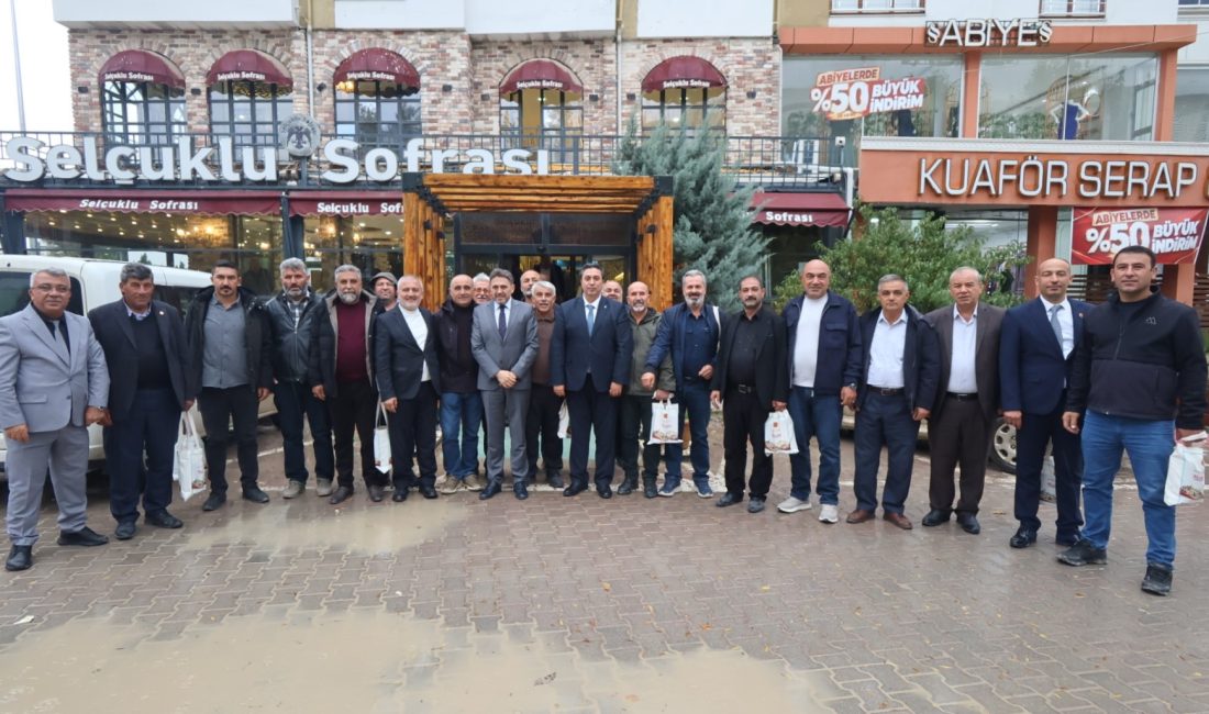 Büyükşehir’in Muhtarlar Buluşması Elbistan’da Devam Etti Mahallelerin ihtiyaçlarının belirlenmesi, hizmetlerin öncelik sırasına göre planlanması ve vatandaşlardan