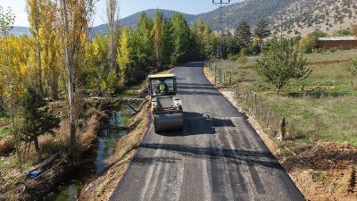 Kahramanmaraş Büyükşehir Belediyesi, şehir genelinde ulaşım altyapısını güçlendirmek, yol standartlarını