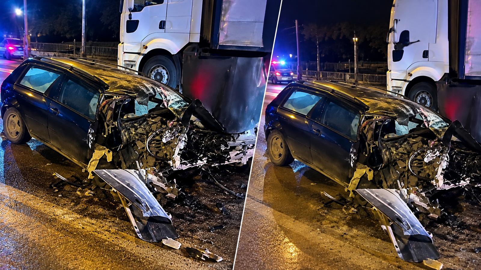 Kahramanmaraş’ta TIR’a çarpan otomobil hurdaya döndü: Sürücü ağır yaralandı 1 IMG WA