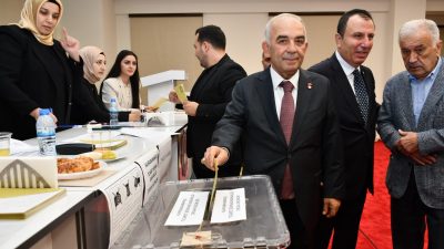 Kahramanmaraş Ticaret Borsası’nda gerçekleştirilen seçimlerde iş dünyasının önemli isimleri bir