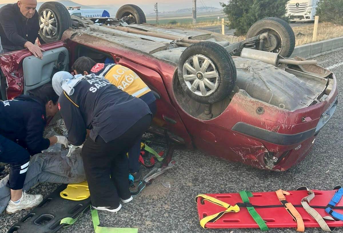 Kahramanmaraş’ta otomobil takla attı sürücü yaralandı 1 IMG WA