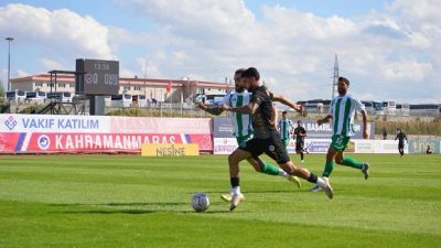 İkinci devreye kontrollü bir oyun anlayışıyla başlayan İstiklalspor, 53. dakikada