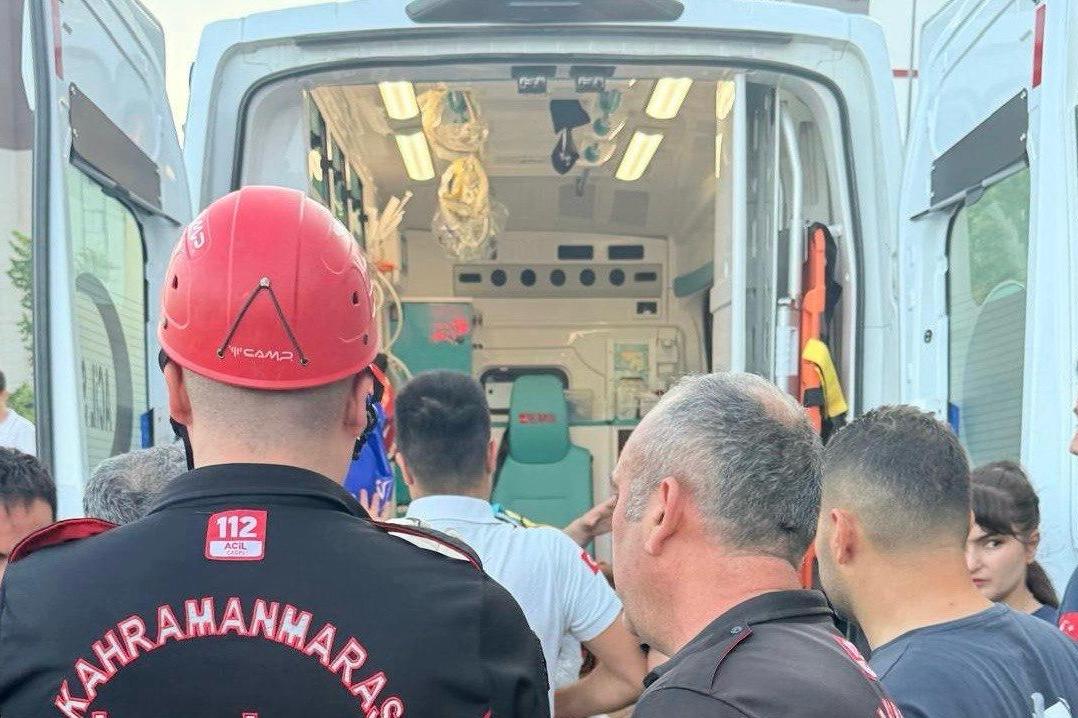 Kahramanmaraş’ta yol kenarında erkek cesedi bulundu Yol kenarında bulunan erkek cesedinin, Tekir nüfusuna kayıtlı ve yurt