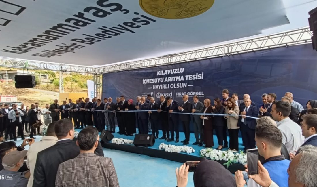 Açılış programında tesis hakkında bilgi verilirken, Kılavuzlu Barajı gövdesinden alınan