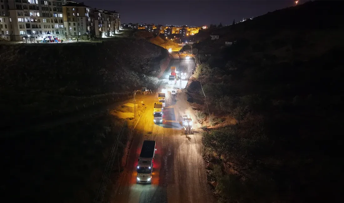 Büyükşehir Asfalt Mesaisini Yeni Haftada 4 İlçe 24 Farklı Noktada Sürdürecek Çalışmalar kapsamında ekipler, 5 – 11 Ekim tarihleri arasında Dulkadiroğlu,