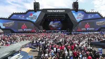 TEKNOFEST Güneydoğu'nun ilk gününde düzenlenen açılış programı ise büyük bir