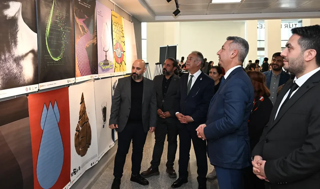Açılışta konuşan KSÜ Rektörü Prof. Dr. İbrahim Taner Okumuş, su