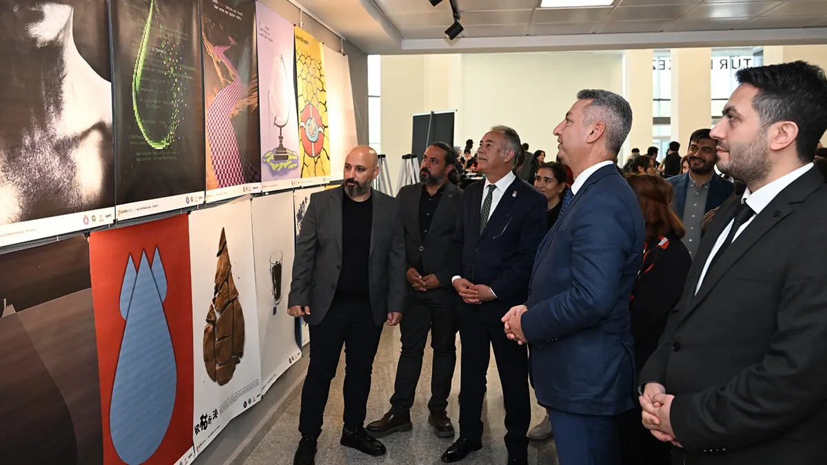 KSÜ’de Açılan BLUE_404 Sergisi, Su Krizine Sanatla Dikkat Çekiyor 1 ksude acilan blue sergisi su krizine sanatla dikkat cekiyor