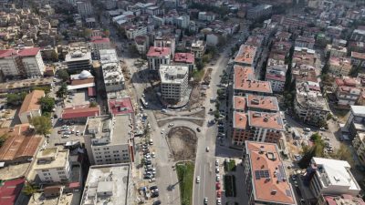 Kahramanmaraş Büyükşehir Belediyesi, şehir genelinde ulaşım altyapısını güçlendirmek ve vatandaşlara