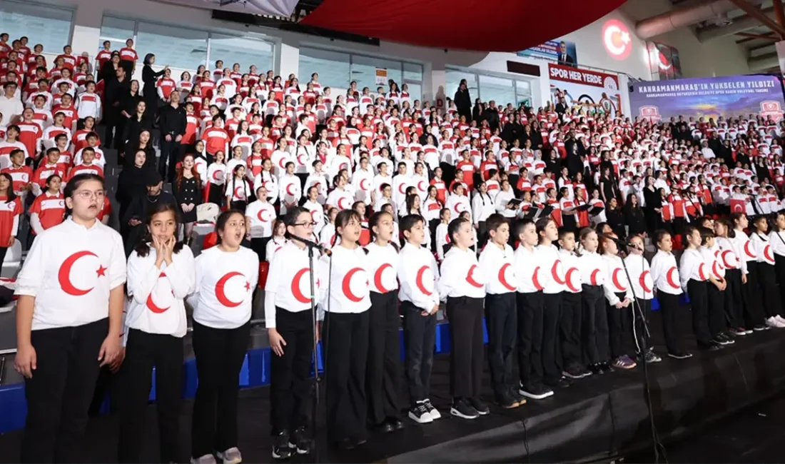 ONİKİŞUBAT BELEDİYESİ’NDEN CUMHURİYET’İN 103. YILINA 1300 SESLİ DEV KONSER Onikişubat Belediyesi ev sahipliğinde, Kahramanmaraş Valiliğinin himayelerinde; Kahramanmaraş Sütçü İmam