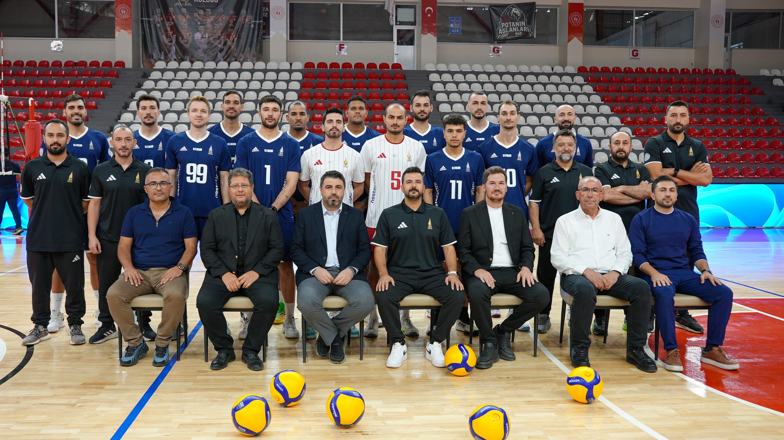 Kahramanmaraş’ta tarihi heyecan başlıyor! Efeler Ligi’nde ilk sınav Gebze Belediyesi Spor’a karşı 1 takimfoto .jpg